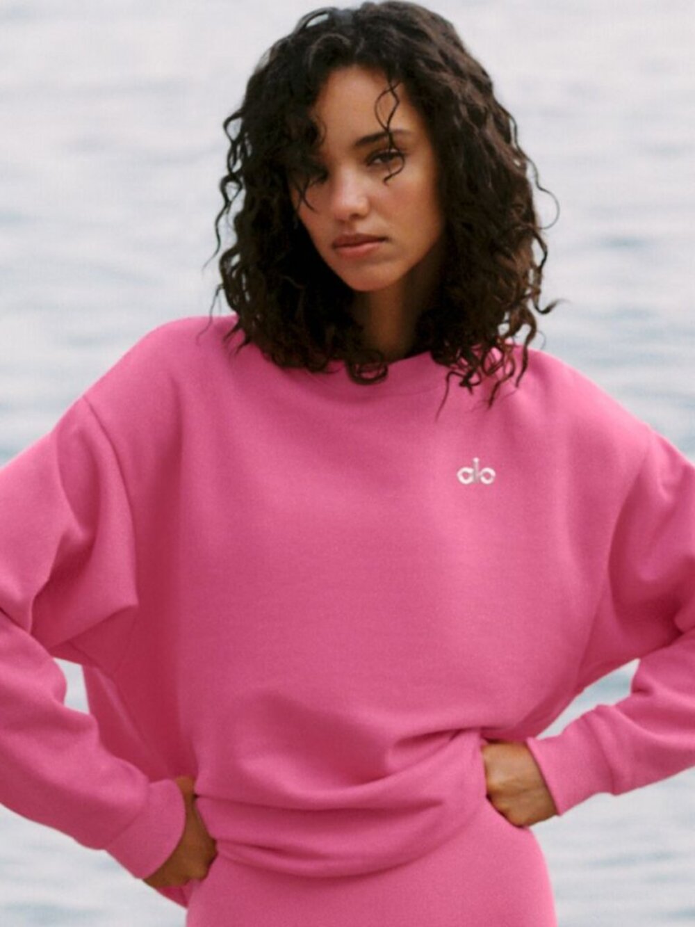 Alo Yoga Accolade Crew Neck Pullover And Short Set Paradise Pink